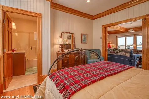 47 East Chop Drive Oak Bluffs MA 02557