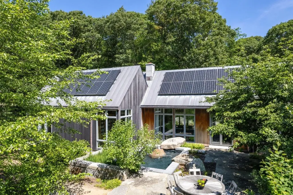 35 South Bowl Road Chilmark MA 02535