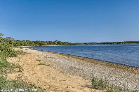 146 Quansoo Road Chilmark MA 02535