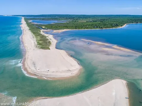 146 Quansoo Road Chilmark MA 02535