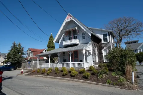 46 Kennebec Avenue Oak Bluffs MA 02557