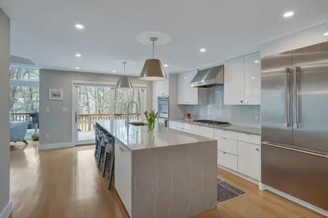 150 Cove Road Vineyard Haven MA 02568