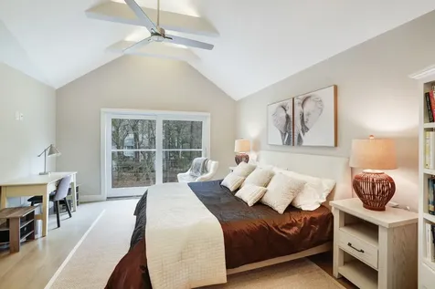 150 Cove Road Vineyard Haven MA 02568