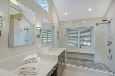 150 Cove Road Vineyard Haven MA 02568