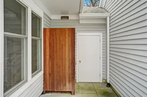 150 Cove Road Vineyard Haven MA 02568