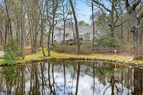 150 Cove Road Vineyard Haven MA 02568