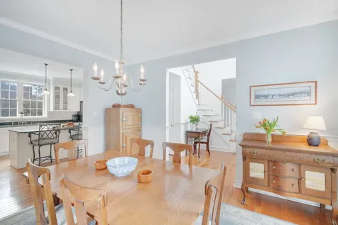 42 Daggett Avenue Vineyard Haven MA 02568