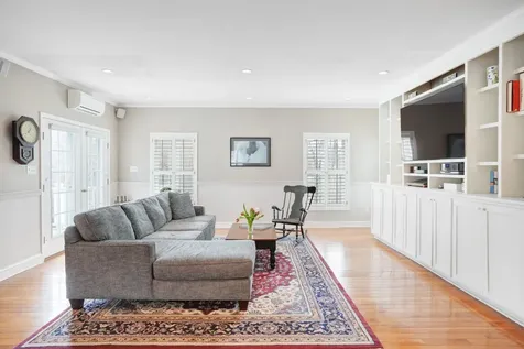 42 Daggett Avenue Vineyard Haven MA 02568