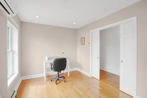 42 Daggett Avenue Vineyard Haven MA 02568