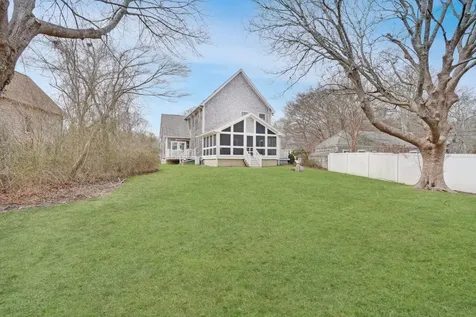 42 Daggett Avenue Vineyard Haven MA 02568