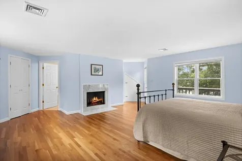 267 Barnes Road Oak Bluffs MA 02557