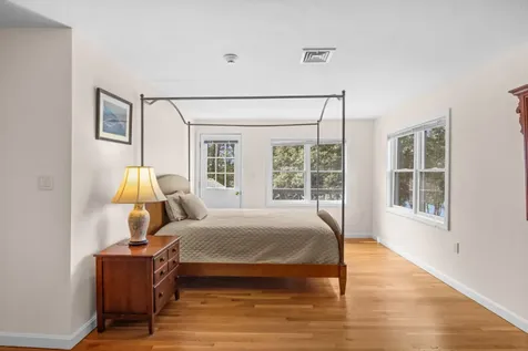 267 Barnes Road Oak Bluffs MA 02557