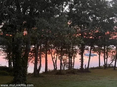 267 Barnes Road Oak Bluffs MA 02557