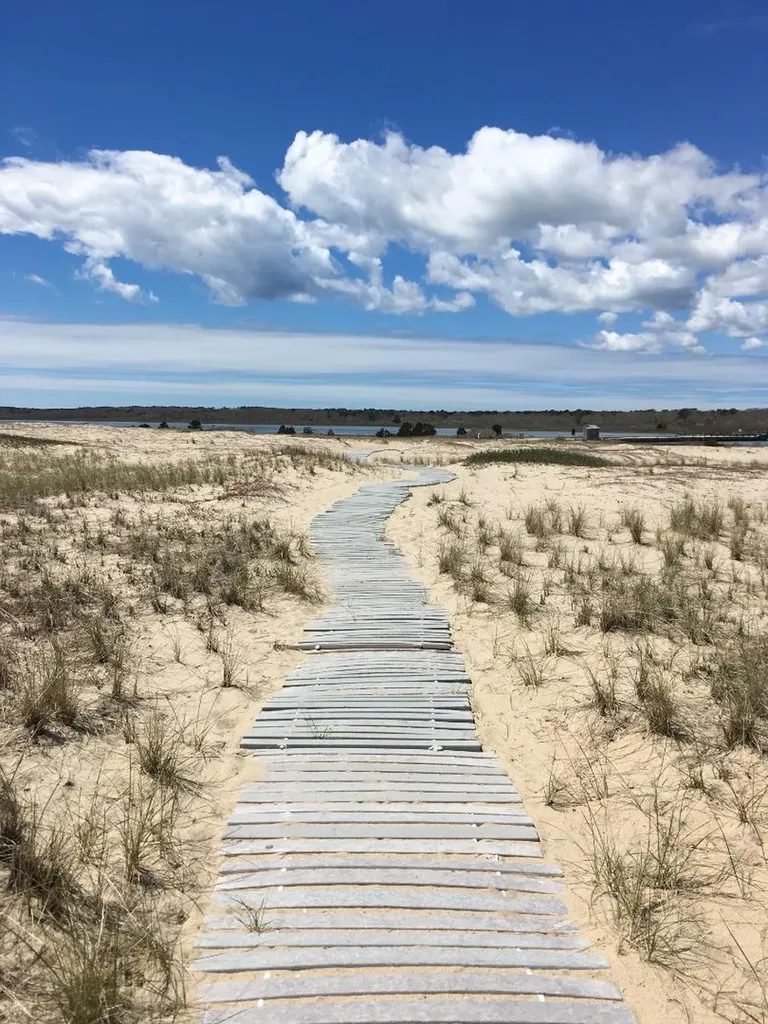 9 Sampson Avenue Edgartown MA 02539