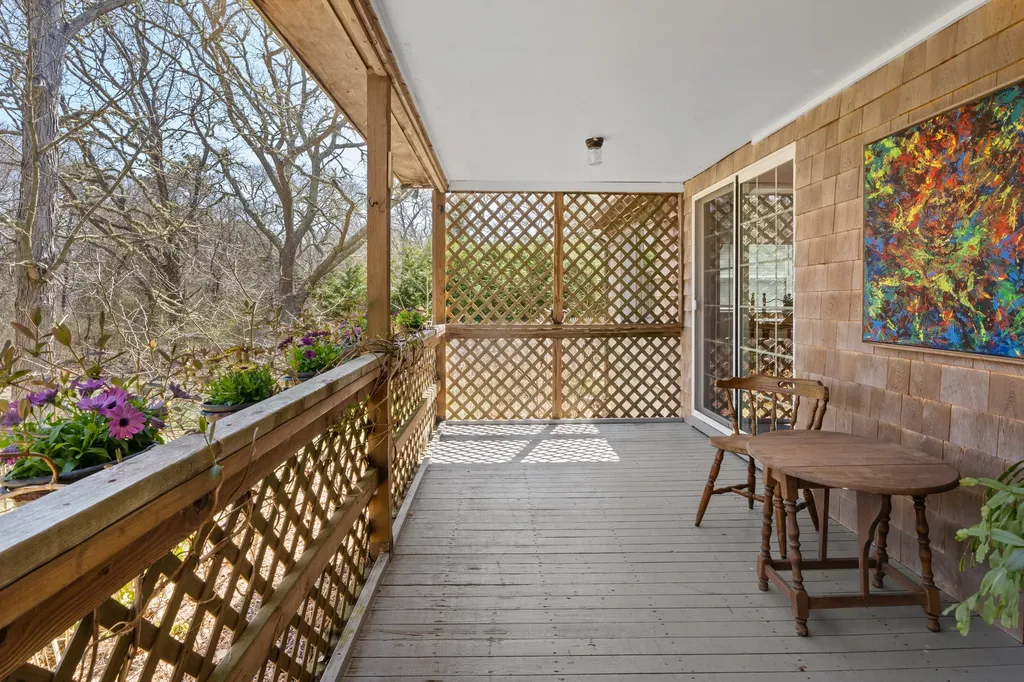 9 Sampson Avenue Edgartown MA 02539