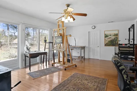 9 Sampson Avenue Edgartown MA 02539