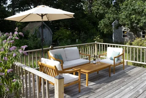 9 Sampson Avenue Edgartown MA 02539