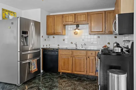 9 Sampson Avenue Edgartown MA 02539