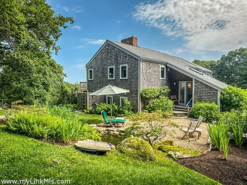 31 North Slope Lane Chilmark MA 02535