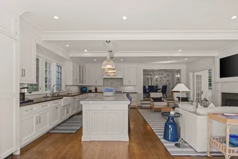 52 Fuller Street Edgartown MA 02539