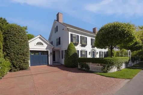 52 Fuller Street Edgartown MA 02539