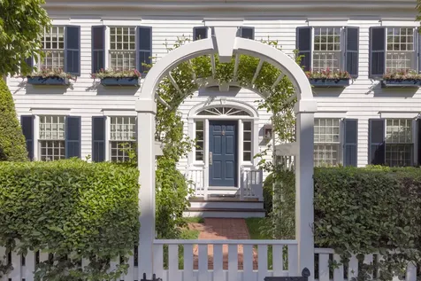 52 Fuller Street Edgartown MA 02539
