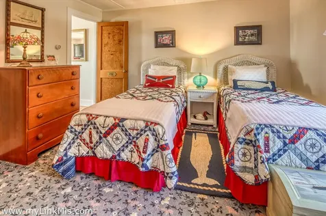 47 East Chop Drive Oak Bluffs MA 02557