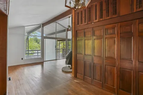 5 Scottys Lane West Tisbury MA 02575