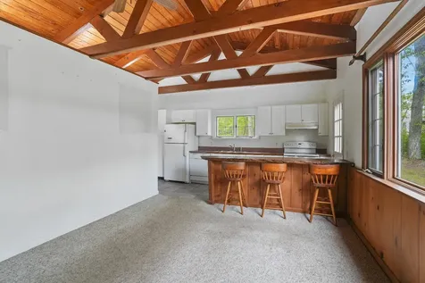 5 Scottys Lane West Tisbury MA 02575