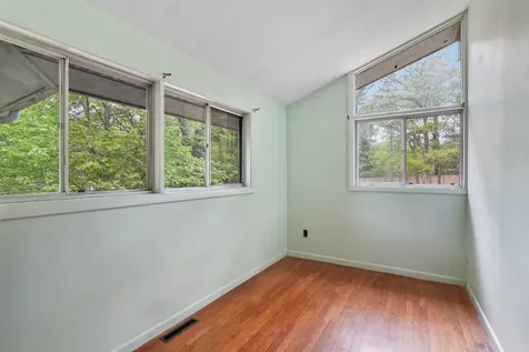 5 Scottys Lane West Tisbury MA 02575