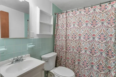 5 Scottys Lane West Tisbury MA 02575