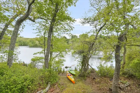 5 Scottys Lane West Tisbury MA 02575