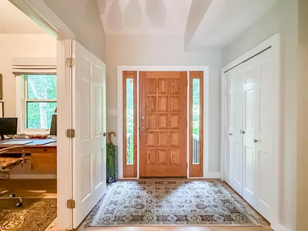 31 Josiah Sachem Way West Tisbury MA 02575