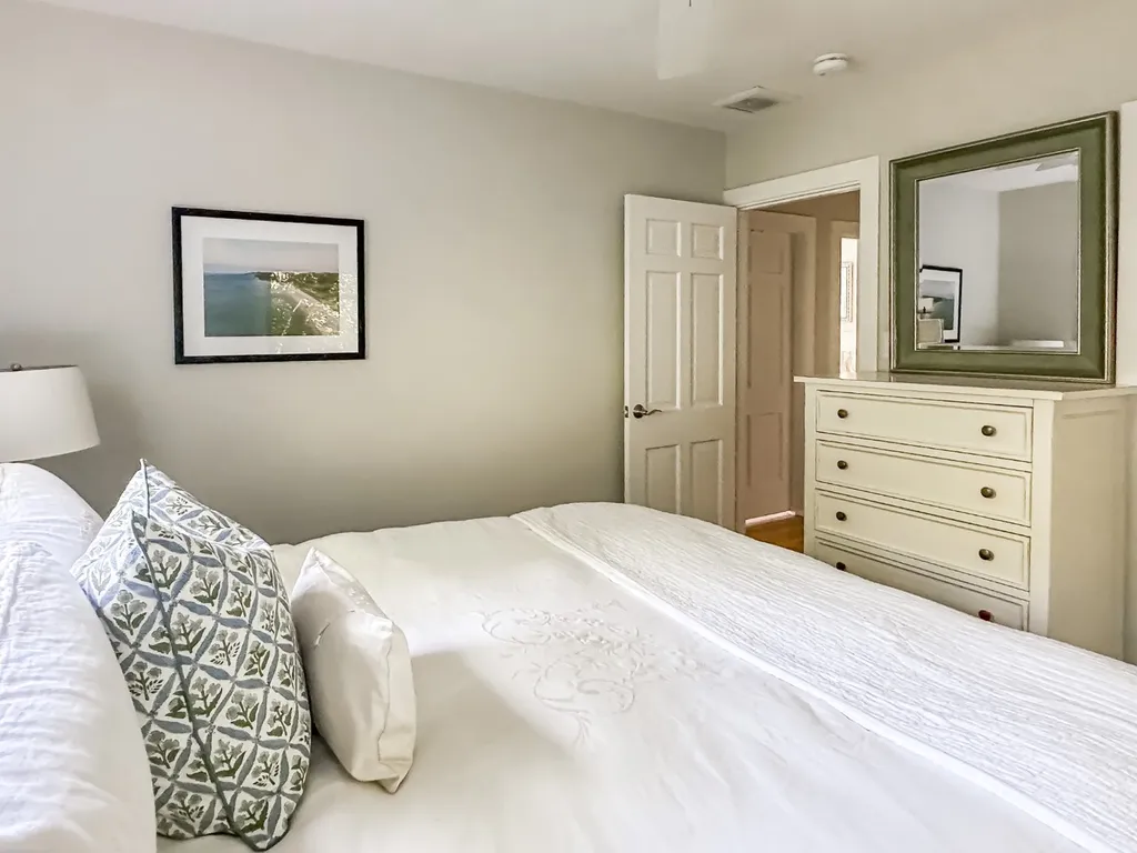 31 Josiah Sachem Way West Tisbury MA 02575