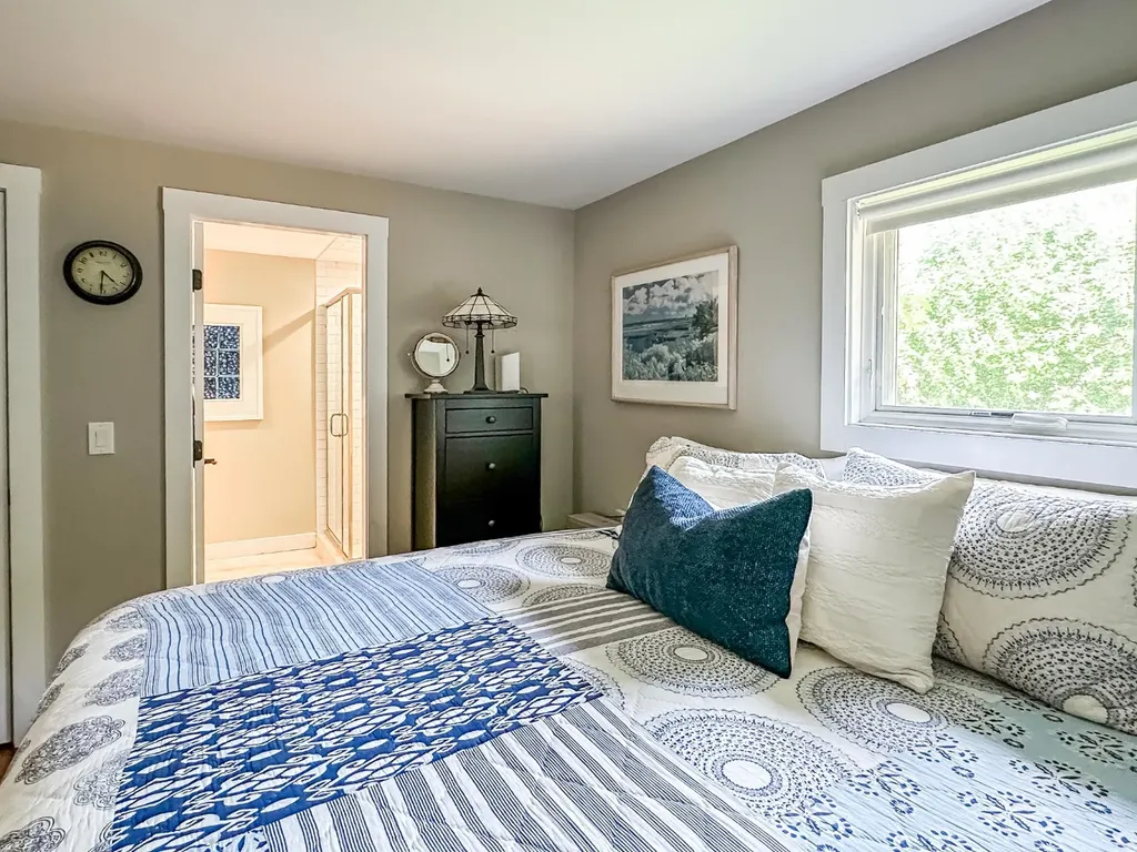 31 Josiah Sachem Way West Tisbury MA 02575