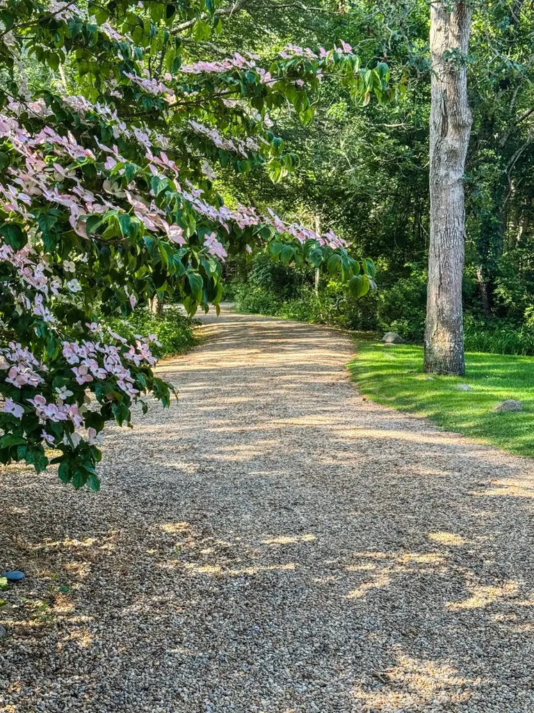 31 Josiah Sachem Way West Tisbury MA 02575