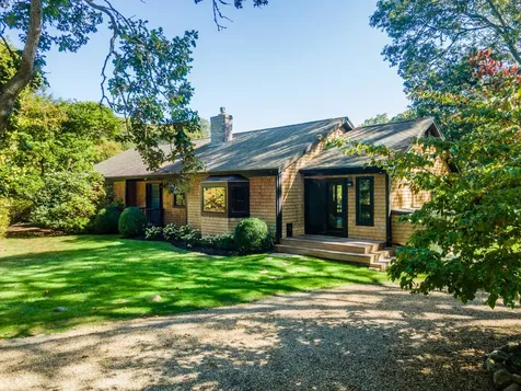 31 Josiah Sachem Way West Tisbury MA 02575