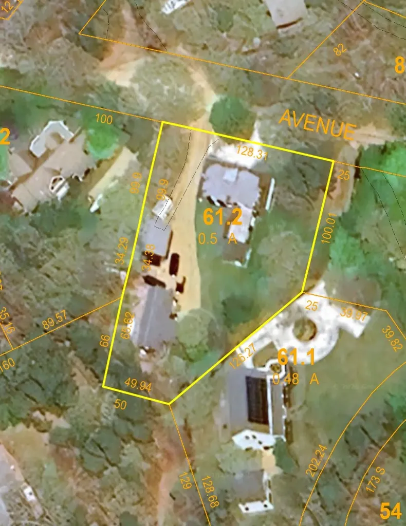 16 Atlantic Avenue Oak Bluffs MA 02557