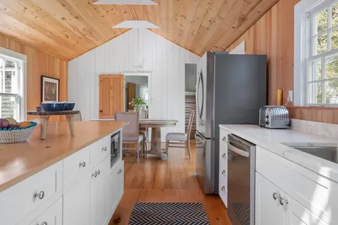 16 Atlantic Avenue Oak Bluffs MA 02557