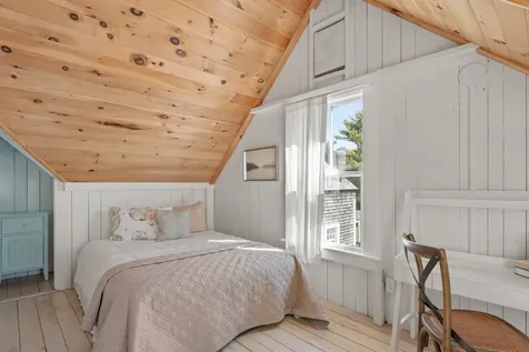 16 Atlantic Avenue Oak Bluffs MA 02557