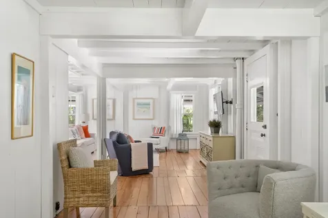 16 Atlantic Avenue Oak Bluffs MA 02557