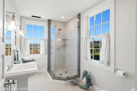 16 Shotnaigher Lane Chilmark MA 02535