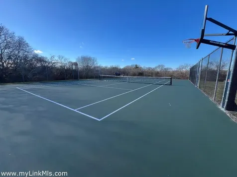 16 Shotnaigher Lane Chilmark MA 02535