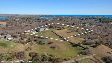 16 Shotnaigher Lane Chilmark MA 02535