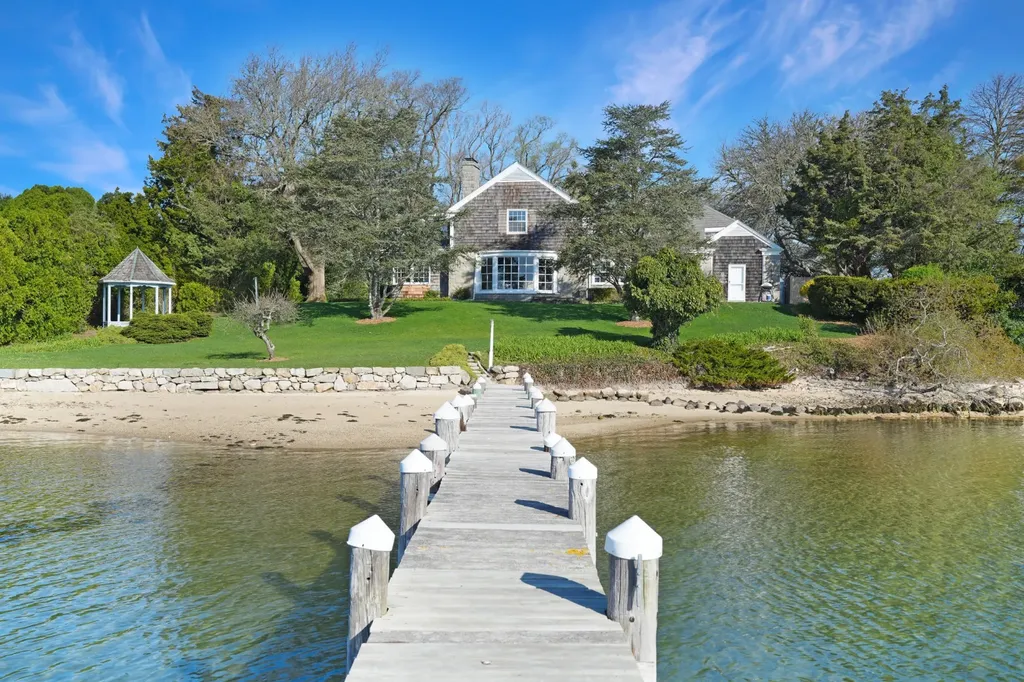 57 Hines Point Road Vineyard Haven MA 02568