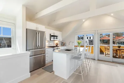 26 Union Court Vineyard Haven MA 02568