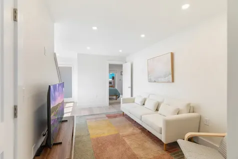 26 Union Court Vineyard Haven MA 02568