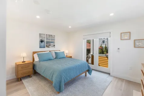 26 Union Court Vineyard Haven MA 02568