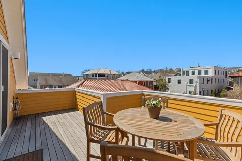 26 Union Court Vineyard Haven MA 02568