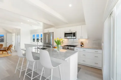 26 Union Court Vineyard Haven MA 02568